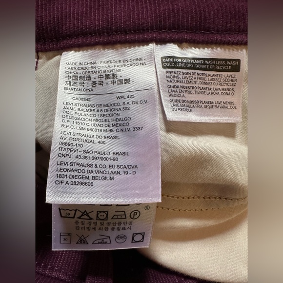 Levi’s Premium Wedgie Fit Straight Corduroy Pants Purple - Picture 12 of 16